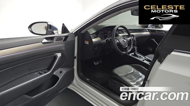 VOLKSWAGEN 2.0 TDI 2019 — photo 12 sur 35