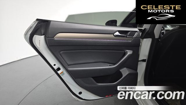 VOLKSWAGEN 2.0 TDI 2019 — photo 14 sur 35
