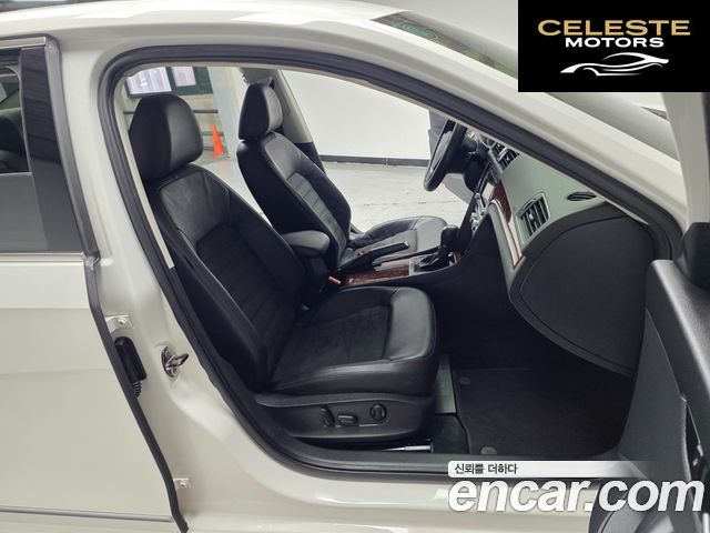 VOLKSWAGEN 2.0 TDI 2012 — photo 11 sur 25