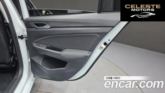 VOLKSWAGEN 82.0 TDI 2022 — photo 15 sur 33