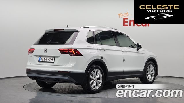 VOLKSWAGEN 22.0 TDI Premium 2020 — photo 2 sur 31