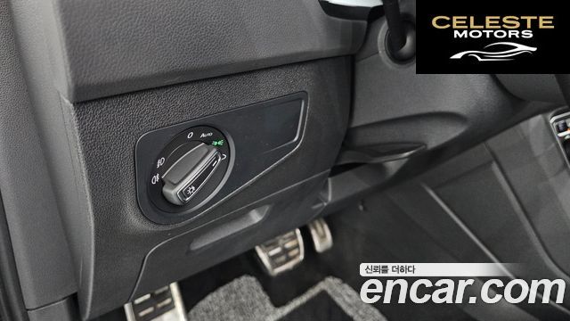 VOLKSWAGEN 22.0 TDI Premium 2020 — photo 28 sur 31