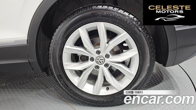 VOLKSWAGEN 22.0 TDI Premium 2020 — photo 7 sur 31