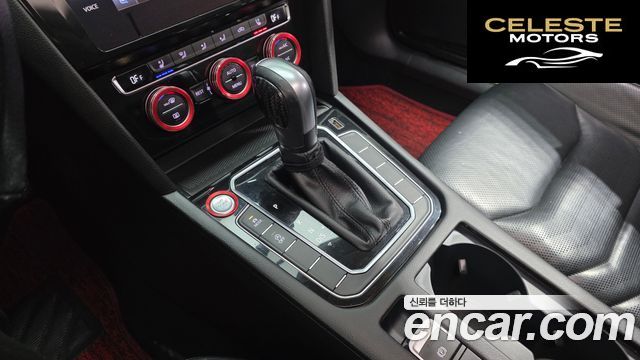 VOLKSWAGEN 2.0 TDI Premium 2020 — photo 12 sur 32