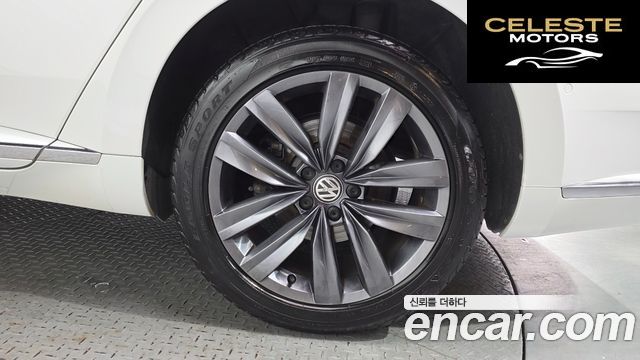 VOLKSWAGEN 2.0 TDI Premium 2020 — photo 7 sur 32