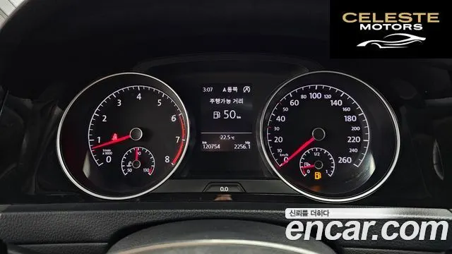 VOLKSWAGEN 71.4 TSI Premium 2014 — photo 8 sur 20