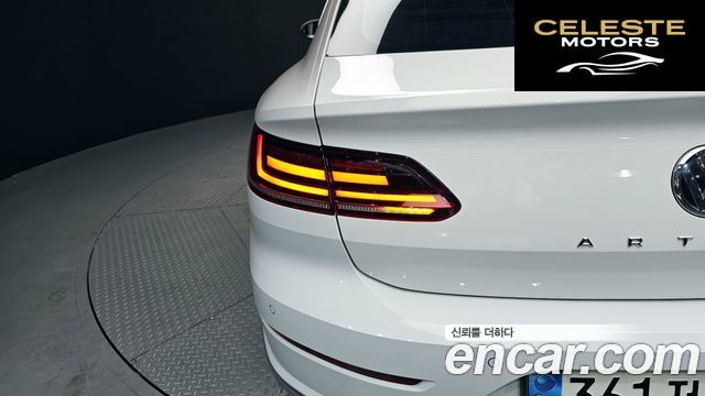 VOLKSWAGEN 2.0 TDI Premium 2019 — photo 9 sur 32