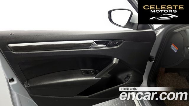 VOLKSWAGEN 2.0 TSI 2018 — photo 14 sur 32