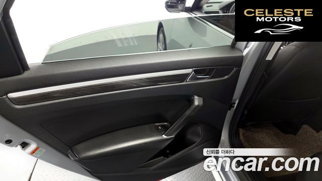 VOLKSWAGEN 2.0 TSI 2018 — photo 15 sur 32