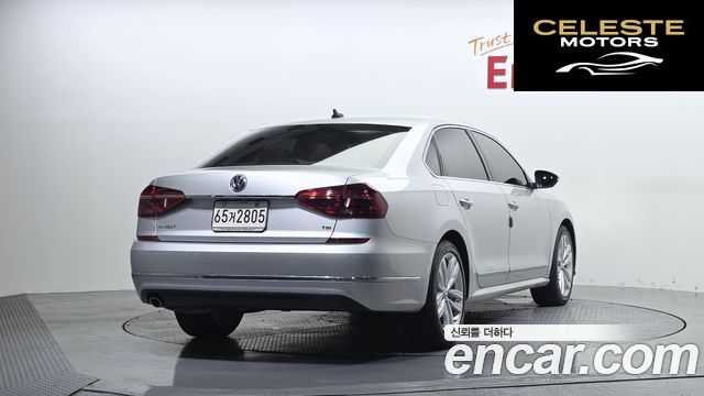 VOLKSWAGEN 2.0 TSI 2018 — photo 2 sur 32