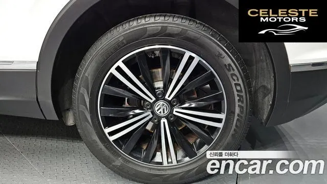 VOLKSWAGEN 22.0 TDI 2018 — photo 6 sur 34
