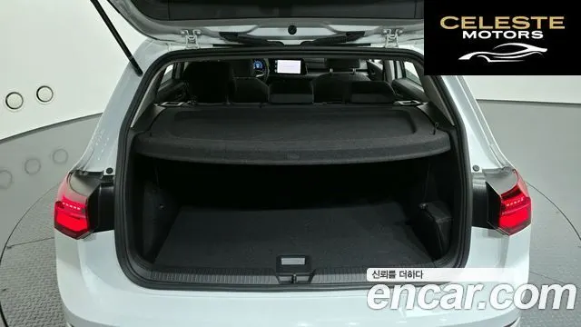 VOLKSWAGEN 82.0 TDI 2024 — photo 18 sur 20