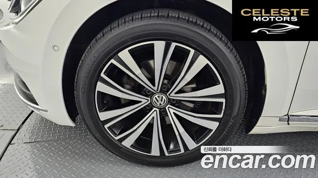 VOLKSWAGEN 2.0 TDI Premium 2019 — photo 5 sur 34