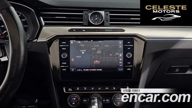 VOLKSWAGEN 2.0 TDI Premium 2019 — photo 20 sur 34