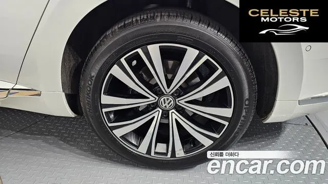 VOLKSWAGEN 2.0 TDI Premium 2019 — photo 7 sur 34