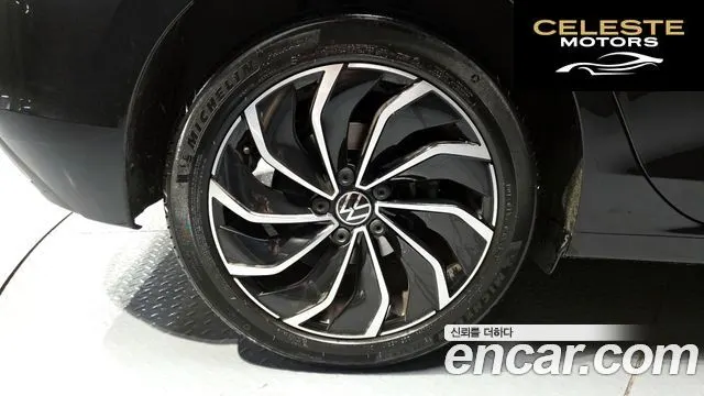 VOLKSWAGEN 82.0 TDI 2024 — photo 37 sur 37
