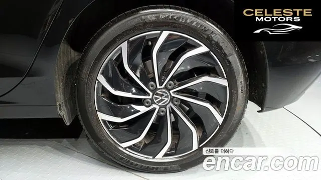 VOLKSWAGEN 82.0 TDI 2024 — photo 7 sur 37