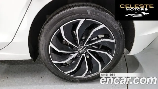 VOLKSWAGEN 82.0 TDI 2024 — photo 7 sur 30
