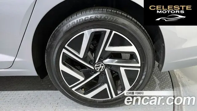 VOLKSWAGEN 71.5 TSI 2023 — photo 5 sur 26