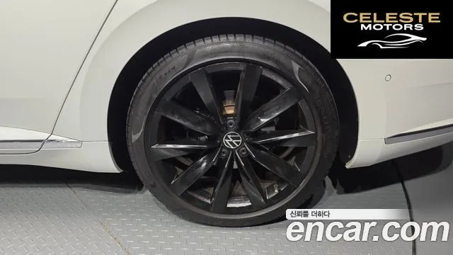 VOLKSWAGEN 2.0 TDI 2023 — photo 7 sur 32