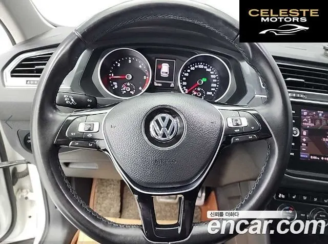 VOLKSWAGEN 22.0 TDI Premium 2020 — photo 9 sur 26