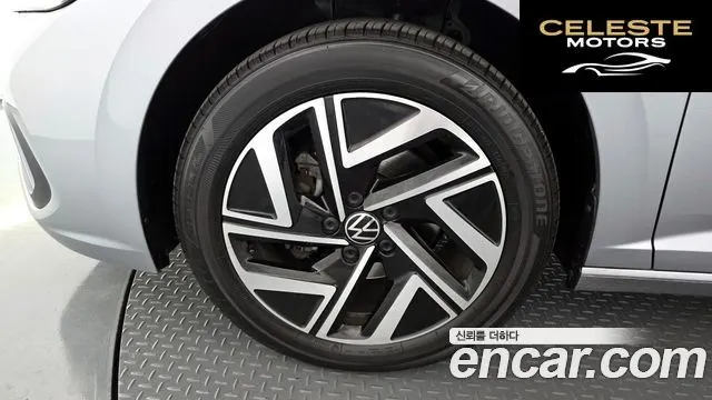 VOLKSWAGEN 71.5 TSI 2023 — photo 5 sur 37
