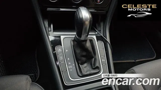 VOLKSWAGEN 72.0 TDI 2016 — photo 9 sur 20