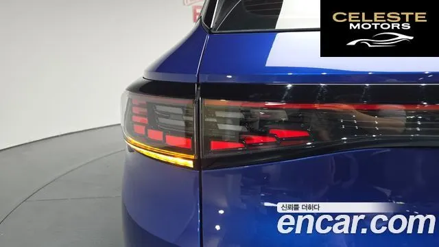VOLKSWAGEN ID.4 Pro 2023 — photo 8 sur 36