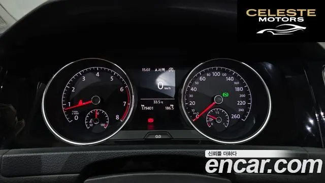VOLKSWAGEN 71.4 TSI Premium 2014 — photo 8 sur 20