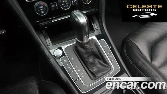 VOLKSWAGEN 71.4 TSI Premium 2014 — photo 9 sur 20