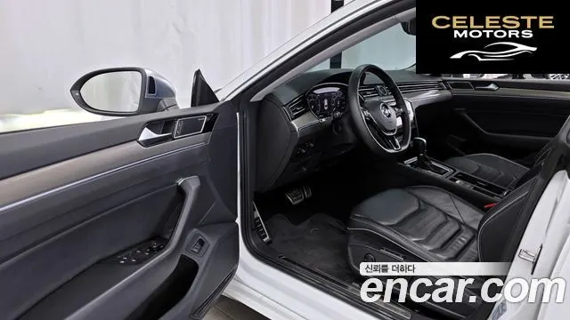 VOLKSWAGEN 2.0 TDI 2019 — photo 13 sur 32