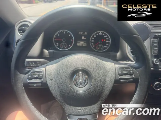 VOLKSWAGEN 2.0 TDI Premium 2015 — photo 12 sur 22