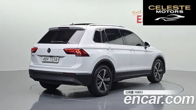 VOLKSWAGEN 22.0 TDI 2018 — photo 2 sur 32