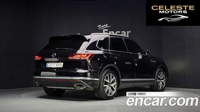 VOLKSWAGEN 33.0 TDI 2021 — photo 2 sur 33