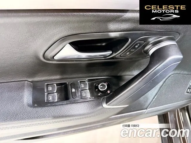 VOLKSWAGEN CC 2.0 TDI 2011 — photo 7 sur 26