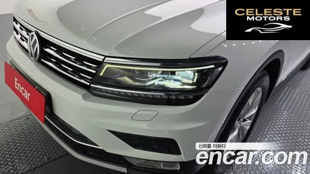 VOLKSWAGEN 22.0 TSI 4 2017 — photo 8 sur 35