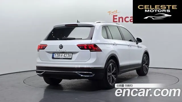 VOLKSWAGEN 22.0 TDI Premium 2021 — photo 2 sur 20