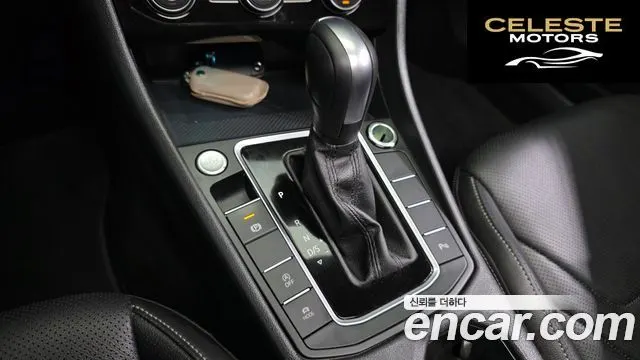 VOLKSWAGEN 71.4 TSI 2020 — photo 12 sur 32