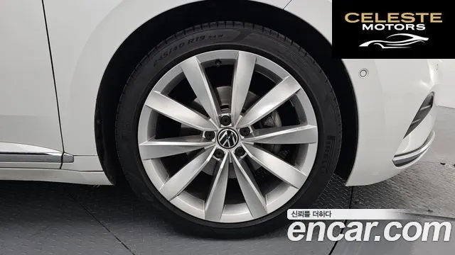 VOLKSWAGEN 2.0 TDI 2023 — photo 7 sur 34
