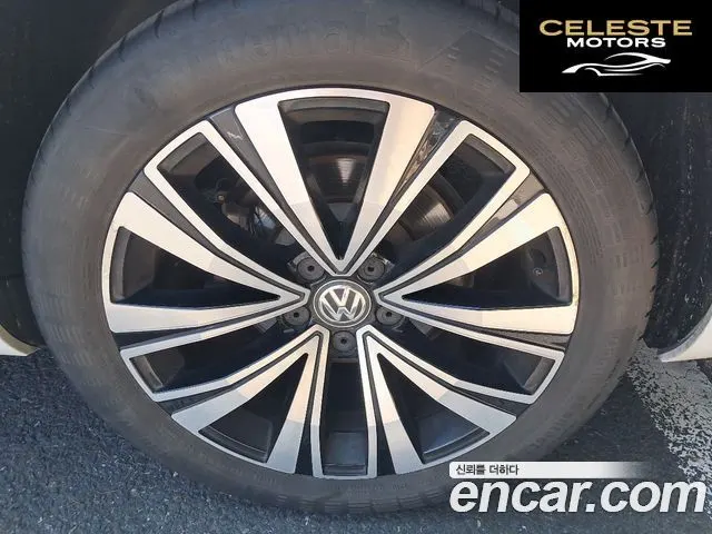 VOLKSWAGEN 2.0 TDI Premium 2019 — photo 11 sur 26