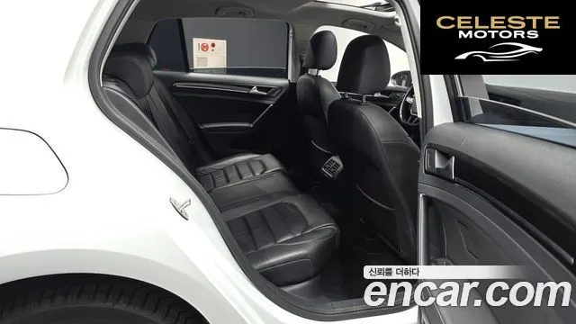 VOLKSWAGEN 71.4 TSI Premium 2014 — photo 12 sur 20