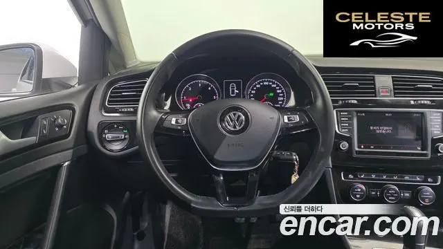 VOLKSWAGEN 72.0 TDI 2016 — photo 12 sur 26
