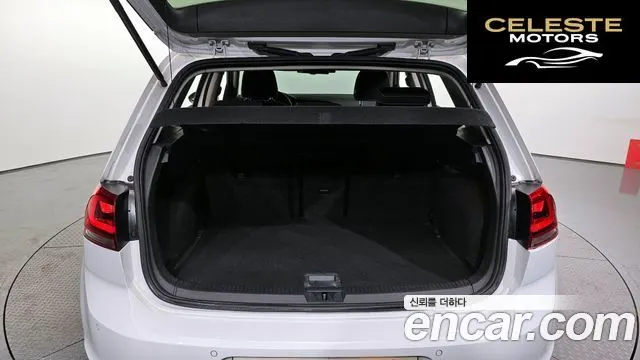 VOLKSWAGEN 72.0 TDI 2016 — photo 20 sur 26