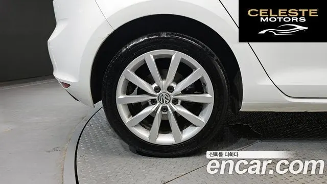 VOLKSWAGEN 72.0 TDI 2016 — photo 5 sur 26