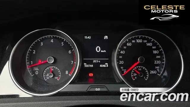 VOLKSWAGEN 71.4 TSI Premium 2016 — photo 8 sur 20