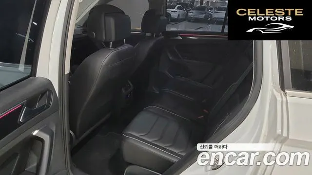 VOLKSWAGEN 22.0 TDI Premium 2023 — photo 11 sur 25
