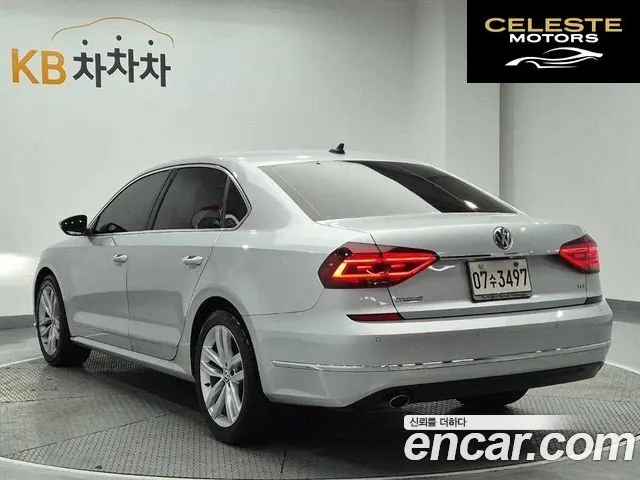 VOLKSWAGEN 2.0 TSI 2018 — photo 2 sur 25