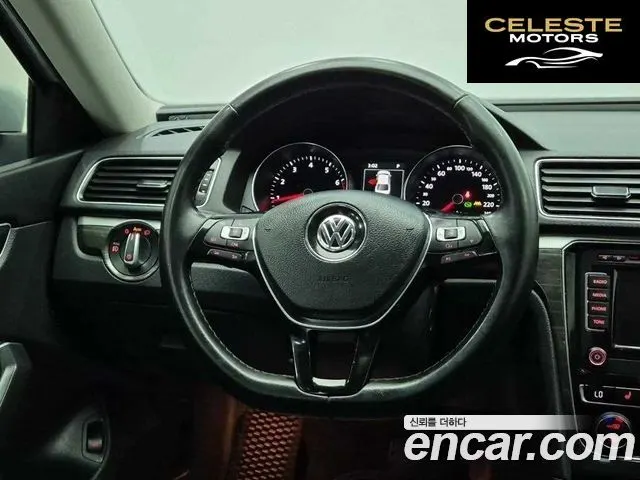 VOLKSWAGEN 2.0 TSI 2018 — photo 9 sur 25