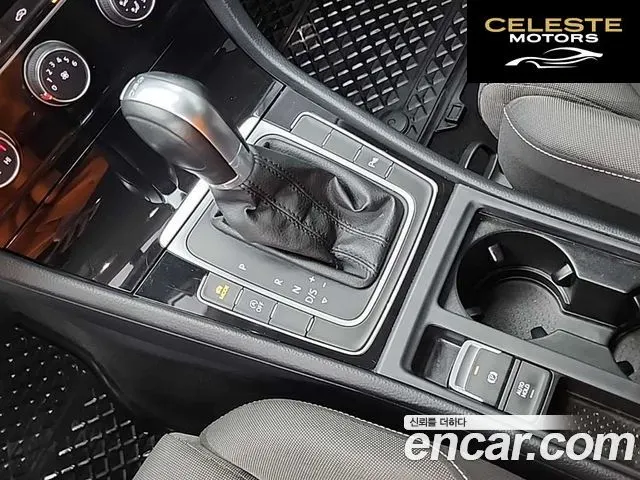 VOLKSWAGEN 71.6 TDI 2015 — photo 8 sur 24