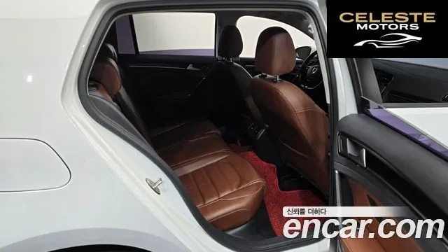 VOLKSWAGEN 72.0 TDI Premium 2015 — photo 12 sur 26